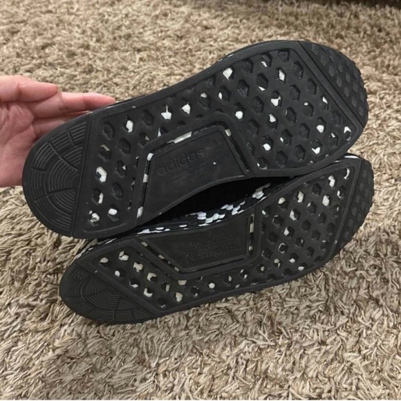 Adidas NMD R1’s - Picture 4 of 5